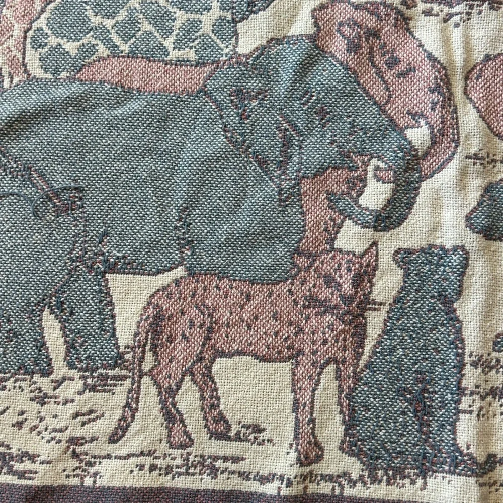 VTG 1992 MWW Noahs Ark Tapestry Blanket Throw Pastel Baby Nursery 32x46